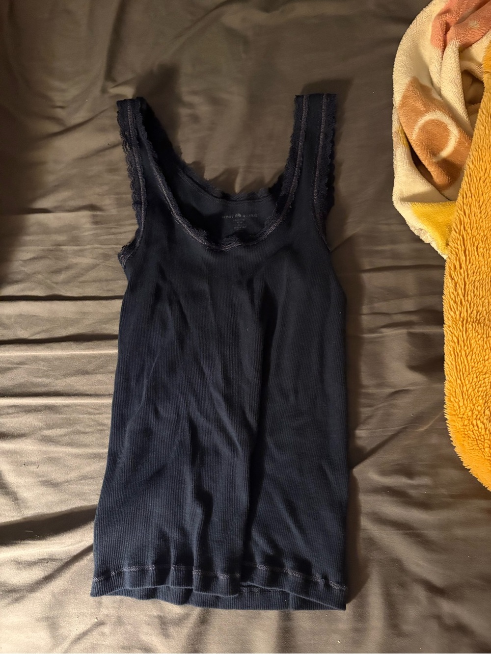 Brandy Melville navy tank